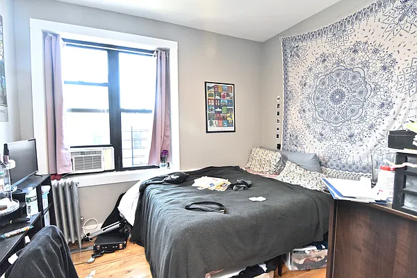 Rented by Bohemia Realty Group | media 6