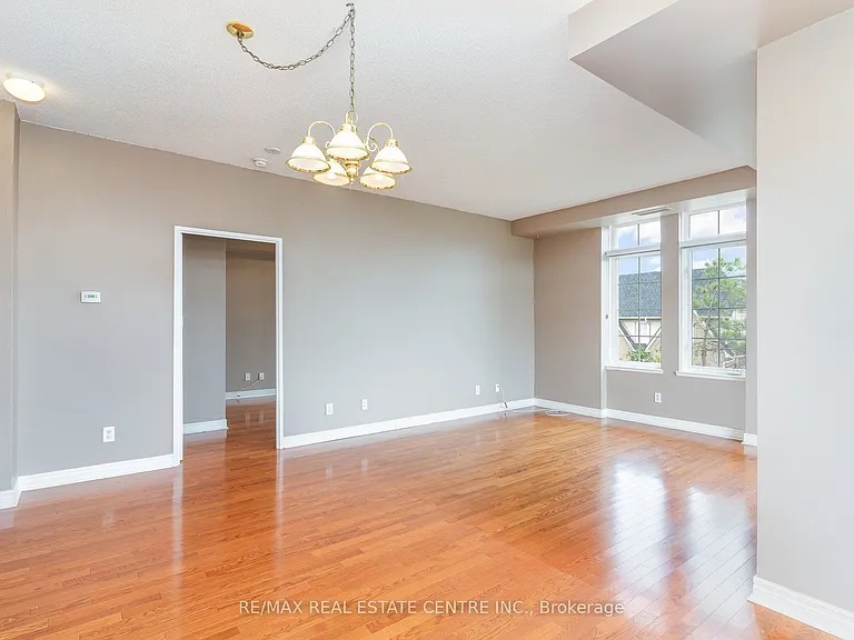 2301 Parkhaven Blvd #410 — Photo 5
