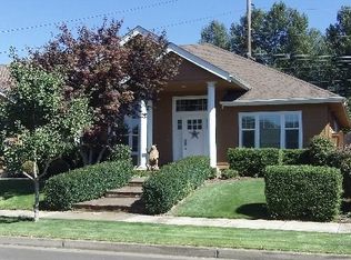 2653 Valley Forge Dr, Eugene, OR 97408