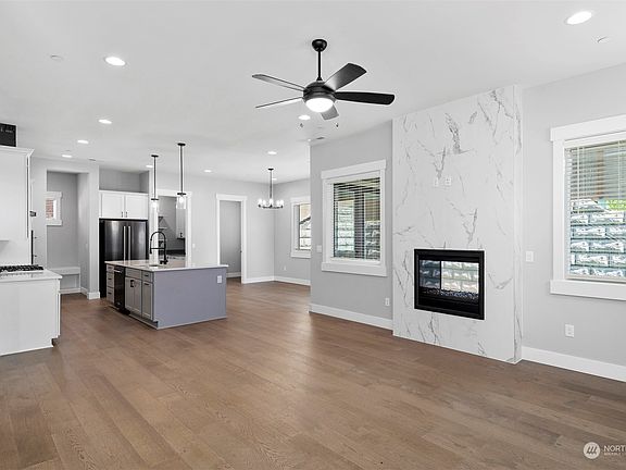 2nd image of 3849 95th Avenue E