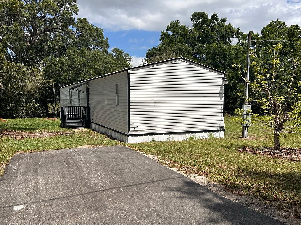 1st image of 3870 NE 92nd Ln