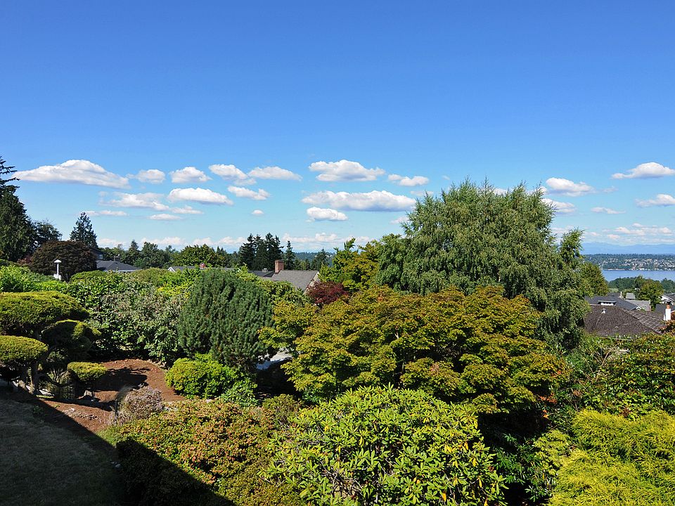 2nd image of 7035 51st Ave NE