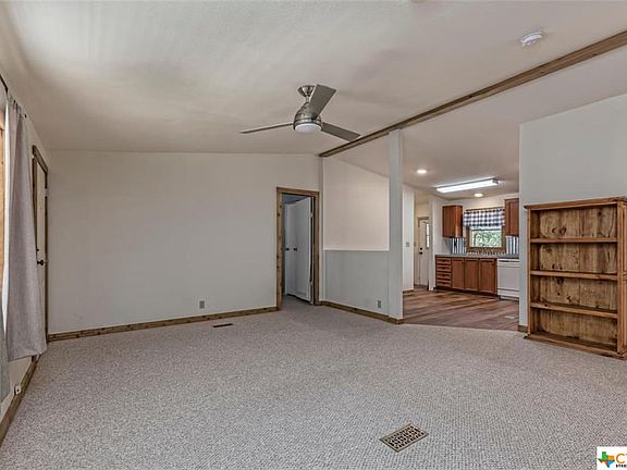 3rd image of 66 Lake Forest Dr