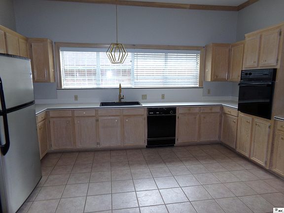 4th image of 2322 Bocage Pl