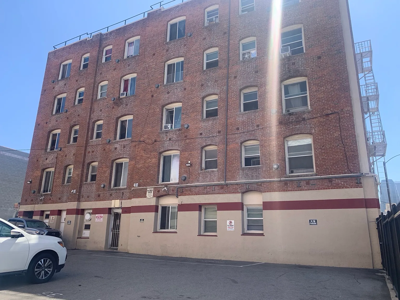 621 S. Union Ave. — Photo 3
