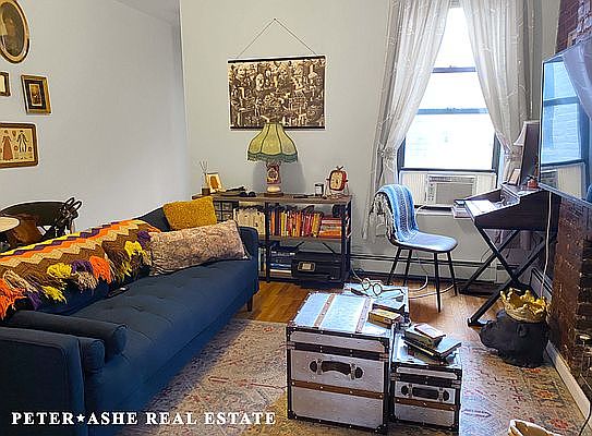 2nd image of 164 E 107th St APT 2C