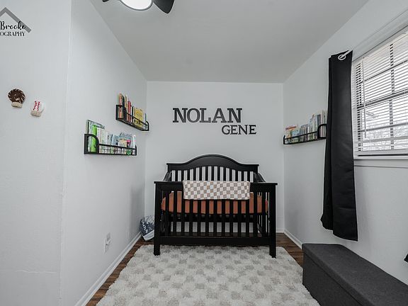 3rd image of 4112 Beard Ave