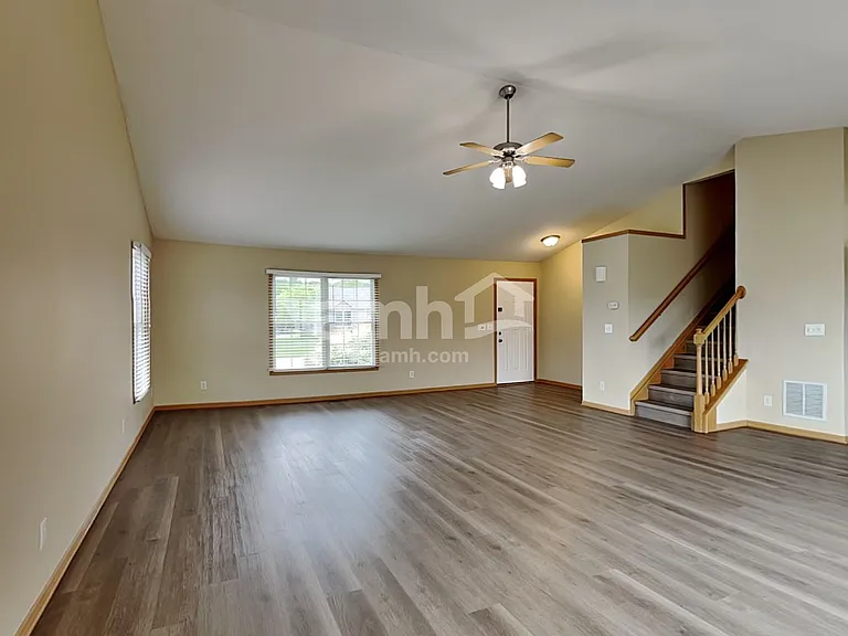 100 Winesap St SW — Photo 6