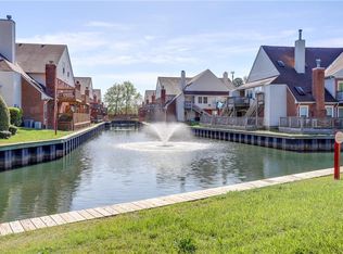 5041 Gatehouse Way, Virginia Beach, VA 23455