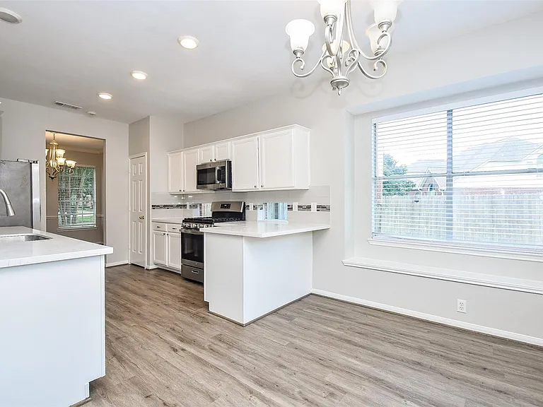 5523 Poundstone Ct — Photo 15