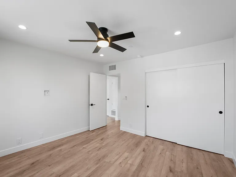 243 Avenida Montalvo #6 — Photo 6