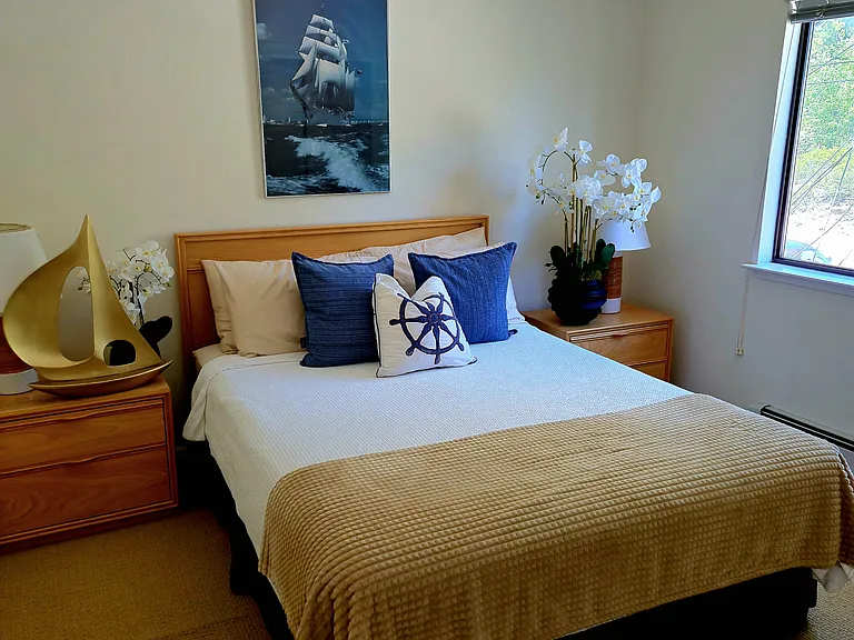 7220 N Lake Blvd #7 — Photo 11