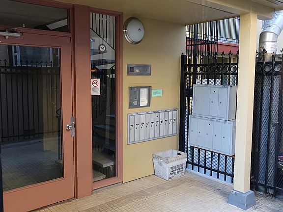 2nd image of 2606 Benvenue Ave APT 305