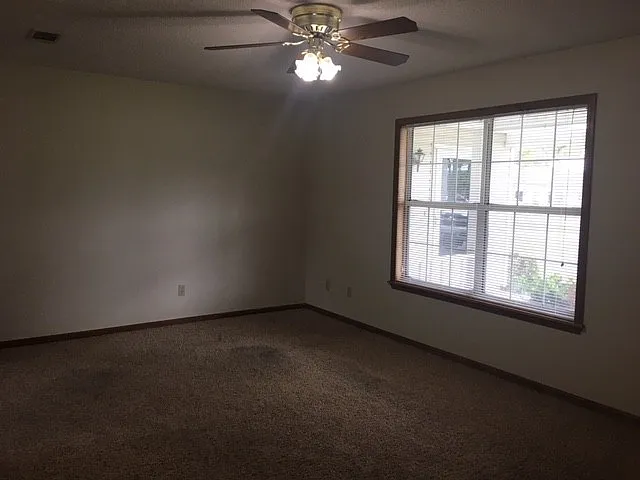 2308A Pineview Dr — Photo 2