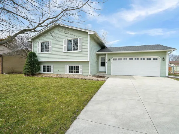 13756 Xenwood Ave, Savage, MN 55378