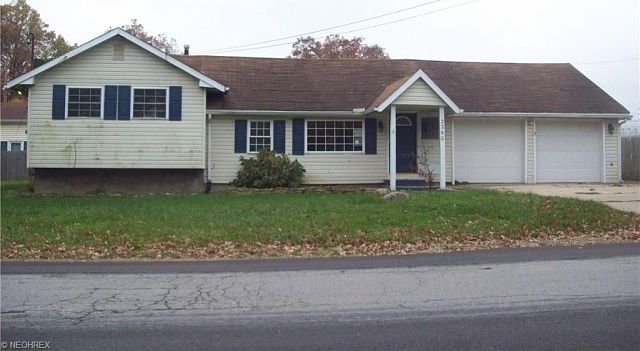 1st image of 2260 Mayfield St