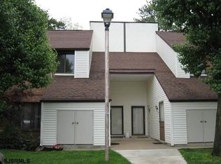 17 Country Juniper Ln #17, Egg Harbor Township, NJ 08234