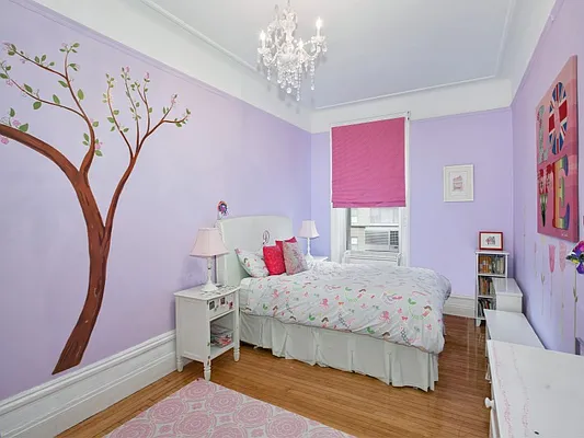 Rented by Sotheby's International Realty | media 22