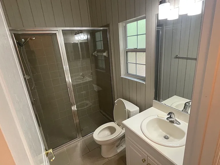 8718 SW 8th Pl — Photo 10