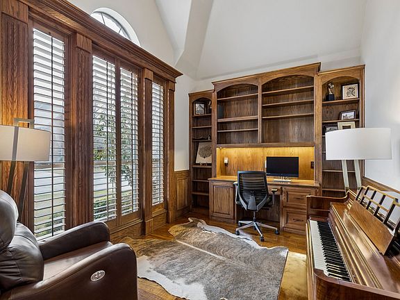4th image of 1640 Tuscan Ridge Cir