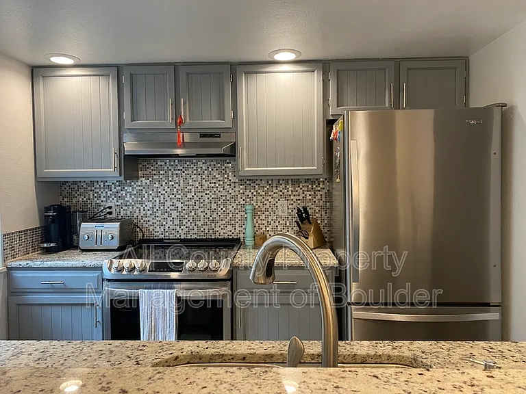 2982 Shady Holw W — Photo 5