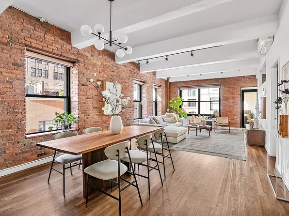 380 W 12th St APT 4D, Manhattan, NY 10014