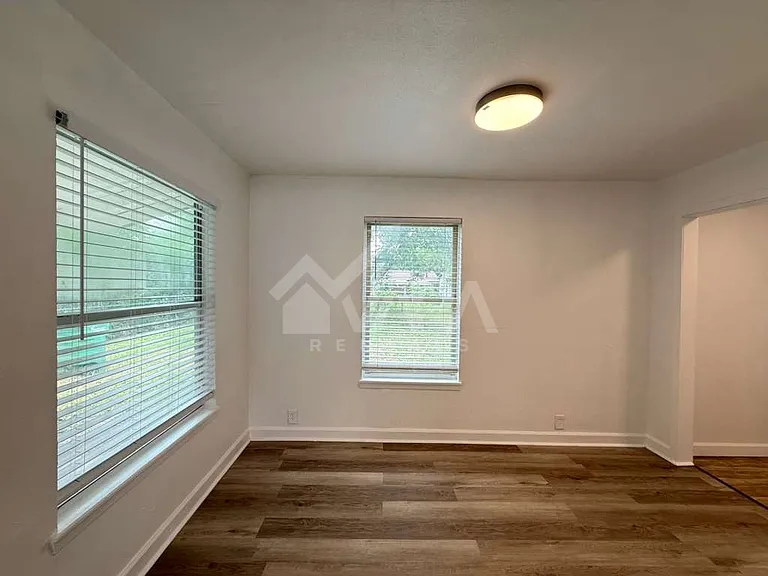 4511 Diamondhead Dr — Photo 11