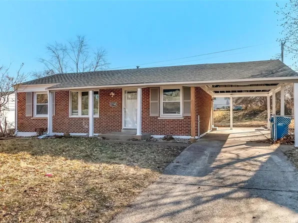 1740 Atmore Dr, Saint Louis, MO 63136