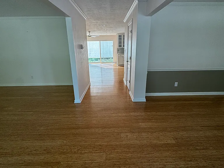 13153 Weatherfield Dr — Photo 2