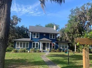 388 Arthur St, De Leon Springs, FL 32130