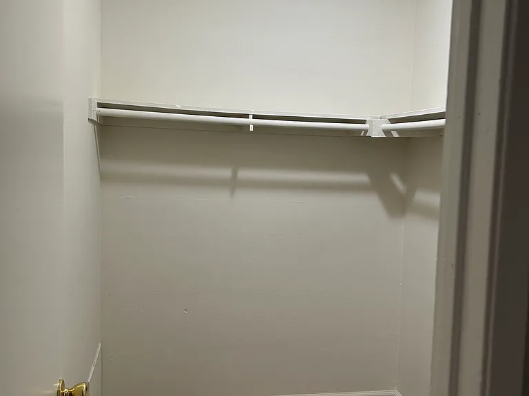 651 Karesh Ave #5 — Photo 8