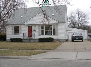 1569 Kingsley St, Mount Clemens, MI 48043