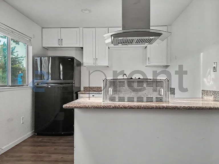 203 Lualan Ln #L-D — Photo 5