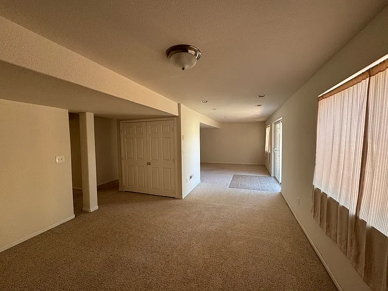 923 Grays Peak Dr — Photo 79