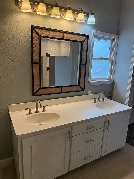 3 bed, 1709 sqft, $2,200 — Photo 4