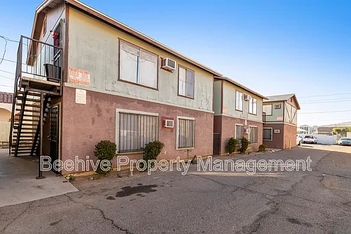 739 E Pierce St #5 Photo 1