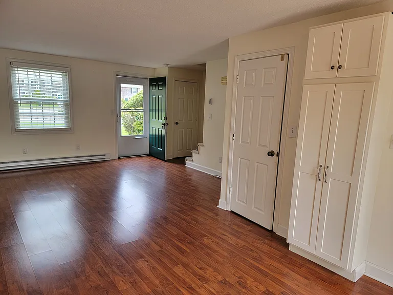 135 W Main St #5 — Photo 3