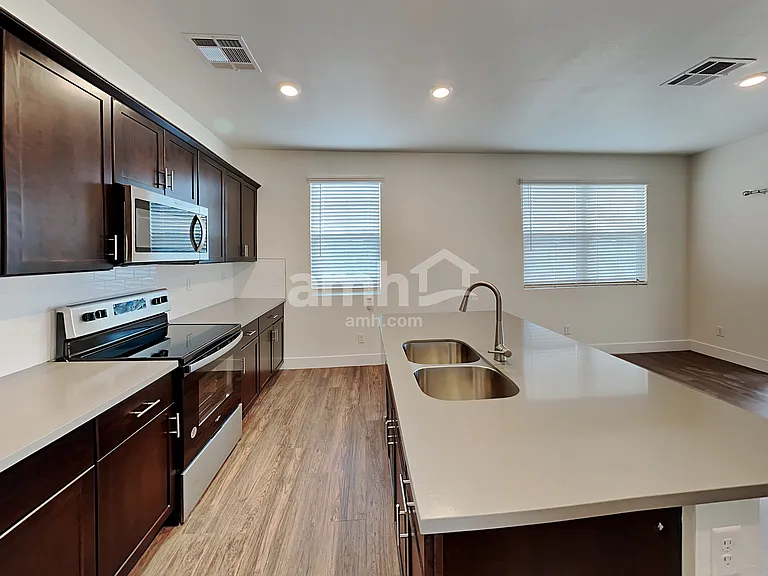 21413 S 231st Way — Photo 4