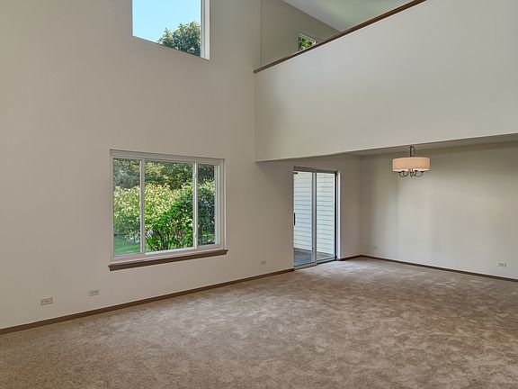 3rd image of 920 Noel Ct