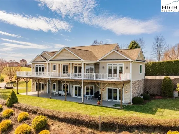 368 Fox Run Lane, Sparta, NC 28675