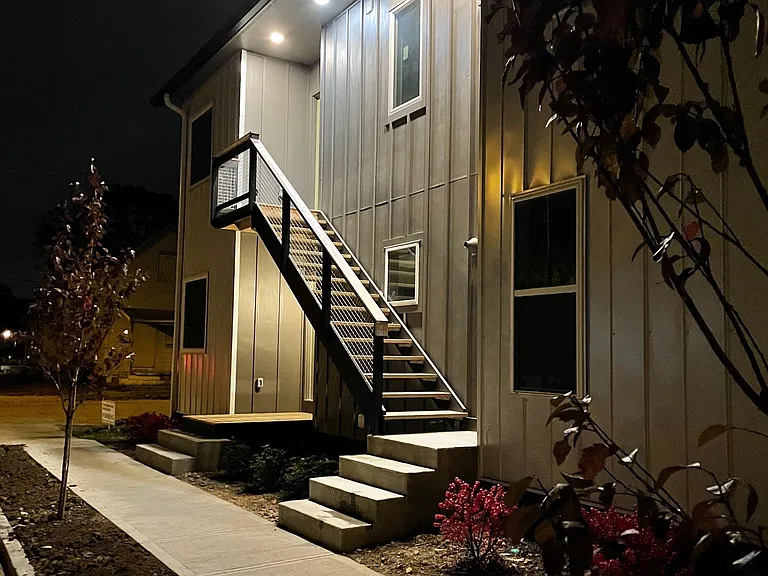 946 Ann St #946 — Photo 17