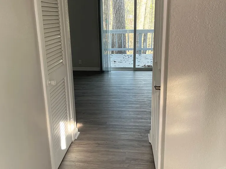 145 La Vista Ln — Photo 2