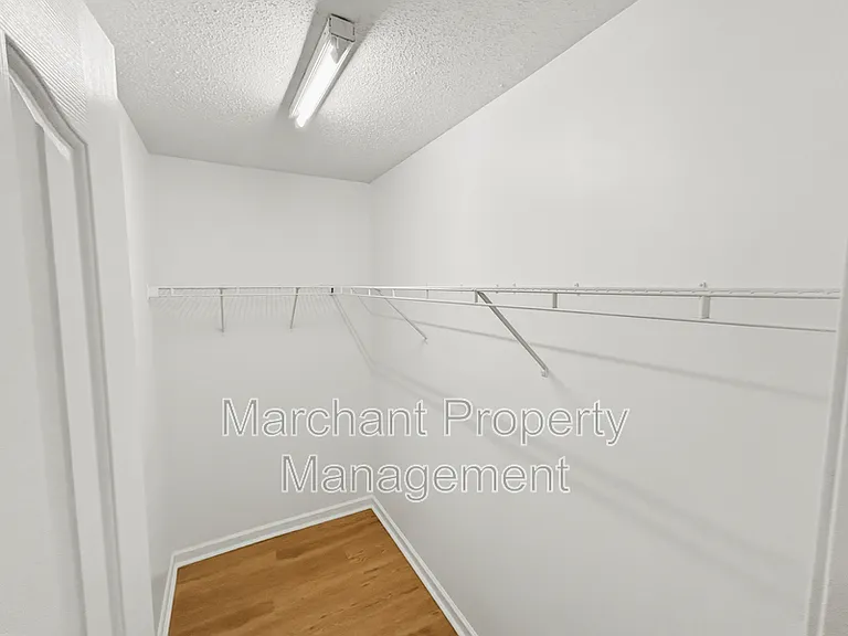 776 Waterbrook Ln — Photo 26