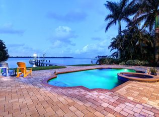 5835 Bayou Grande Blvd NE, Saint Petersburg, FL 33703