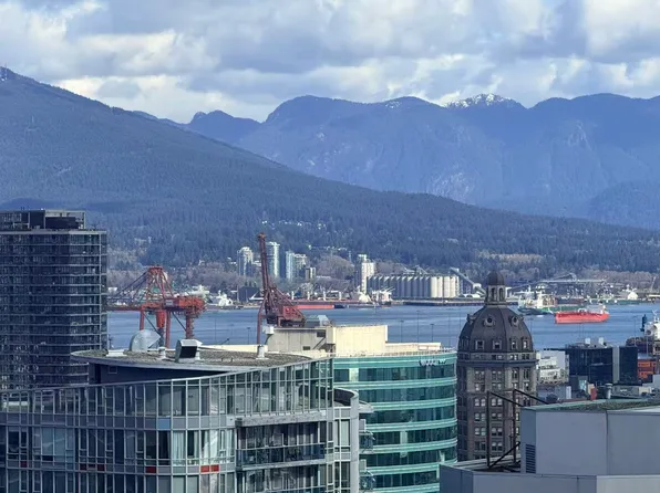 909 Mainland St #3008, Vancouver, BC V6B 1S3