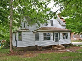 69 N Main St, East Hampton, CT 06424