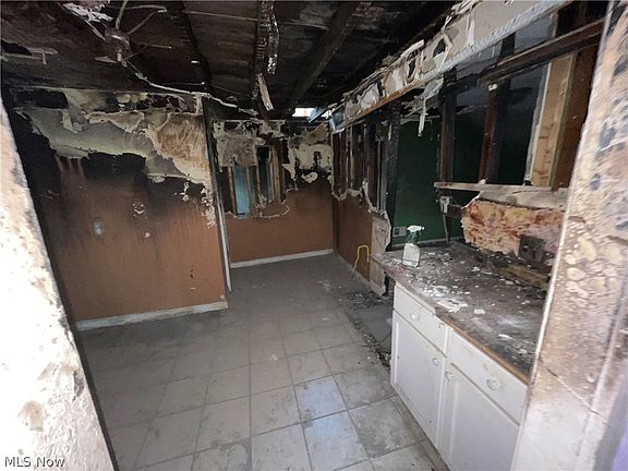 4th image of 3408 Clinton Ave