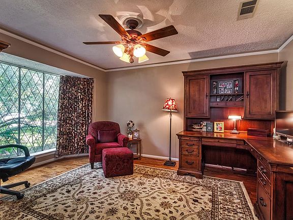 4th image of 2034 Tangle Lake Dr
