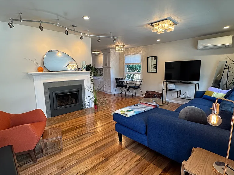 5258 S Cloverdale Pl — Photo 6
