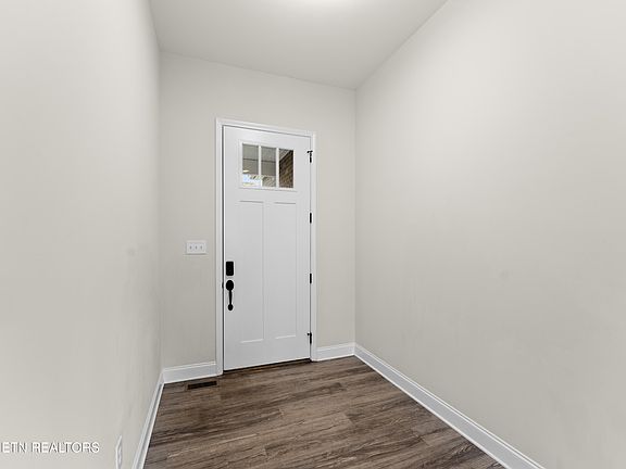5th image of 8106 Chapel Hill Ln